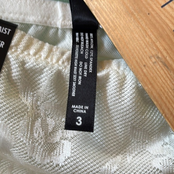 Torrid Curve High Waist Sexy Smoother Shapewear Shorts Stars Size 3 - Picture 6 of 8